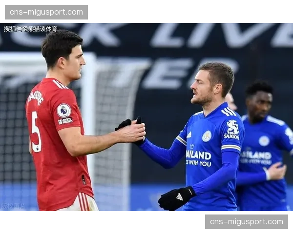 特写:文班亚马在麦迪逊广场花园送出追身大帽,点燃客场观众 特写:文班亚马在麦迪逊广场花园送出追身大帽,点燃客场观众