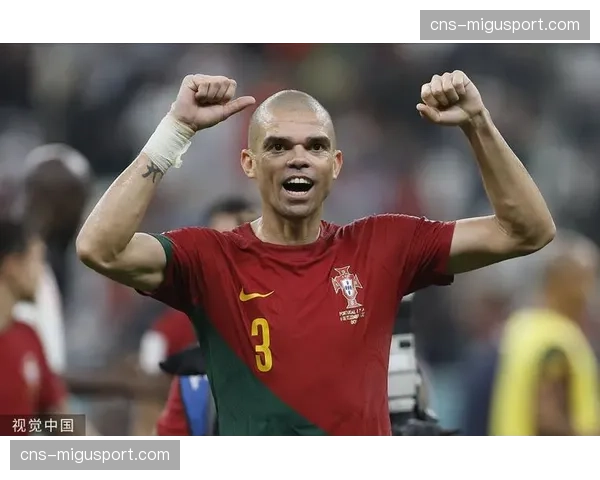 老将的坚持：41岁的佩佩代表波尔图打满全场，完成11次解围